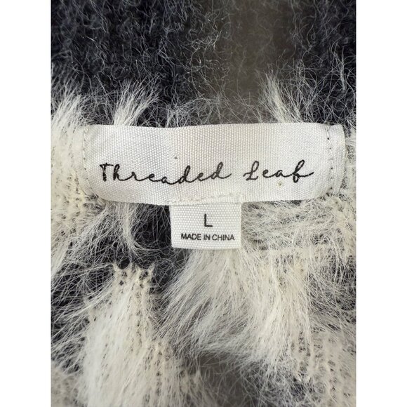 Threaded Leaf Fuzzy Leopard Print L Button-Down Cardigan Sweater Animal Eyelash - Picture 2 of 8